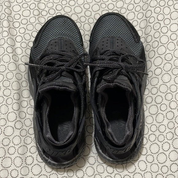 Nike Huarache Run Shoes - Picture 2 of 4